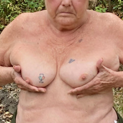 Medium tits of my wife - chloe