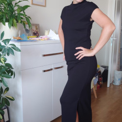 Pic #1 Mrs. Petra shows off