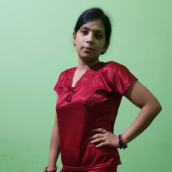 Pic #4 Veena nude