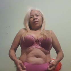 Pic #3 La costurera 8
