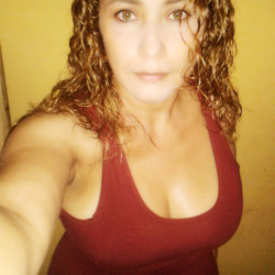 Pic #2 La catira tetona 29