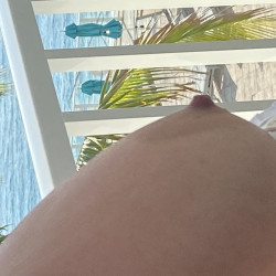 Pic #4 Sexy wife