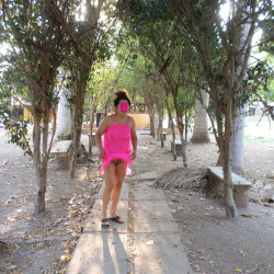 Pic #6 A sunny day at a nudist club