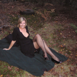 Pic #4 Stockings in public