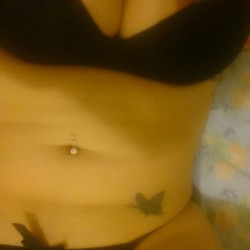 Pic #4 Laura Izoldi casada madura