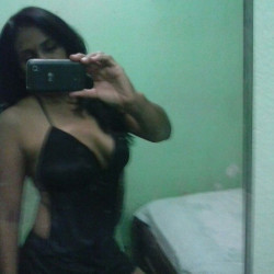 Pic #2 La morena 22