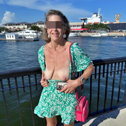Medium tits of my wife - Deann