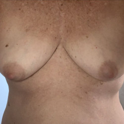 Medium tits of my girlfriend - GilfJay