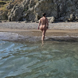 Pic #4 Sany on the beach