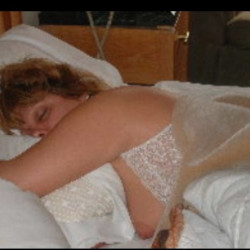 Pic #3 milf