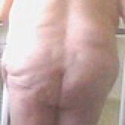 A neighbor's ass - Leeann