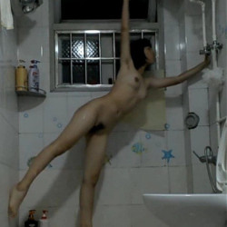 Spied Chinese girl shower