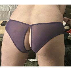 Pic #5 I want you to spank me!