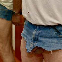 Pic #10 Upskirt