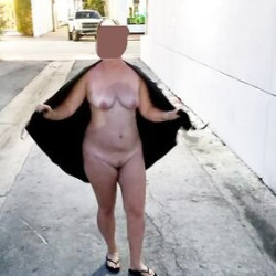 Pic #5 Wife Naked in Public