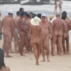 Pic #2 Na praia