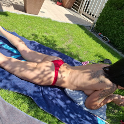 Pic #7 Nackt im Garten