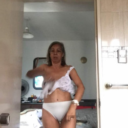 Pic #1 La secretaria 7