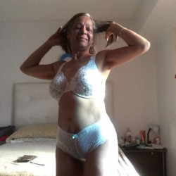 Pic #8 La secretaria 8