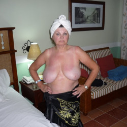 Pic #7 mature
