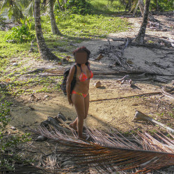 Pic #1 on the way to the hidden beach