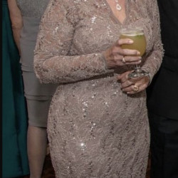 Pic #3 Pretty Mature Wife Alane