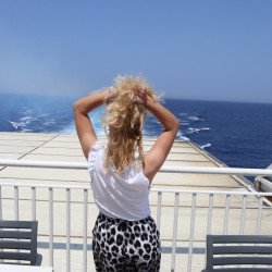 Pic #5 Undressed on board