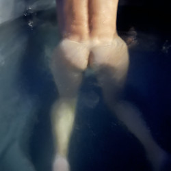 Pic #2 Hot tub