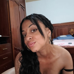 Pic #1 Sexy Leinys sexy ass