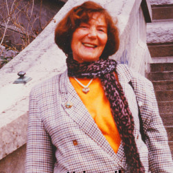 Medium tits of a neighbor - Lydia