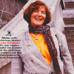 Medium tits of my room mate - Geile Lydia.