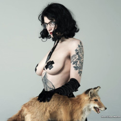 Pic #3 Ms. Rosie Wilde (Ms. Rosie Levine) professional shots (1)