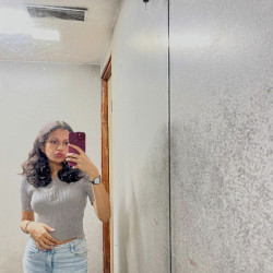 Pic #6 Hot indian college girl Anushka Das sexy pics