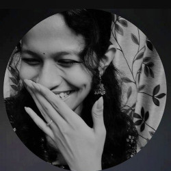 Pic #2 Desi Indian college girl Anushka Das sexy pics