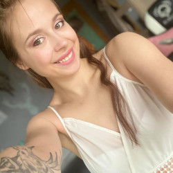 Pic #2 Normal photo, do u like it?