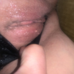 Pic #3 Mature Slut - WIlling to show more