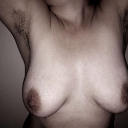 Pic #8 My hairy wife in a swimsuit