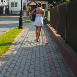 Pic #2 SHOW ASS