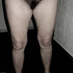 Pic #2 My hairy wife completely naked 1