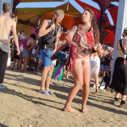 Pic #3 Pawg dancing bottomless at festival
