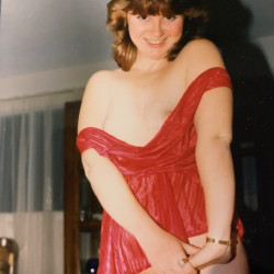 Pic #6 Small but Red Vintage