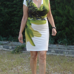 Pic #2 BLONDE MATURE BIMBO