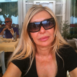 Pic #4 BLONDE MATURE BIMBO