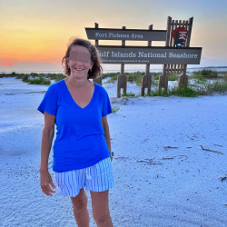 Pic #7 Flashing, Peeing and Sex at the beach.