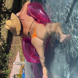 Pic #9 Pool Tease