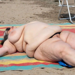 Pic #5 SSBBW Nude Granny Beach Voyeur