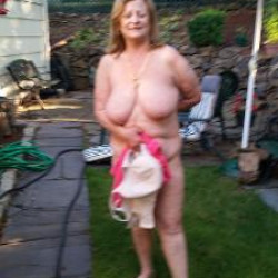 Pic #4 back yard