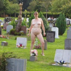 Pic #3 Expose me and repost my