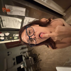 Pic #4 Naked look