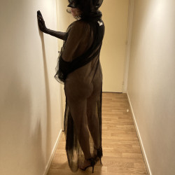 Pic #5 the lady in black
